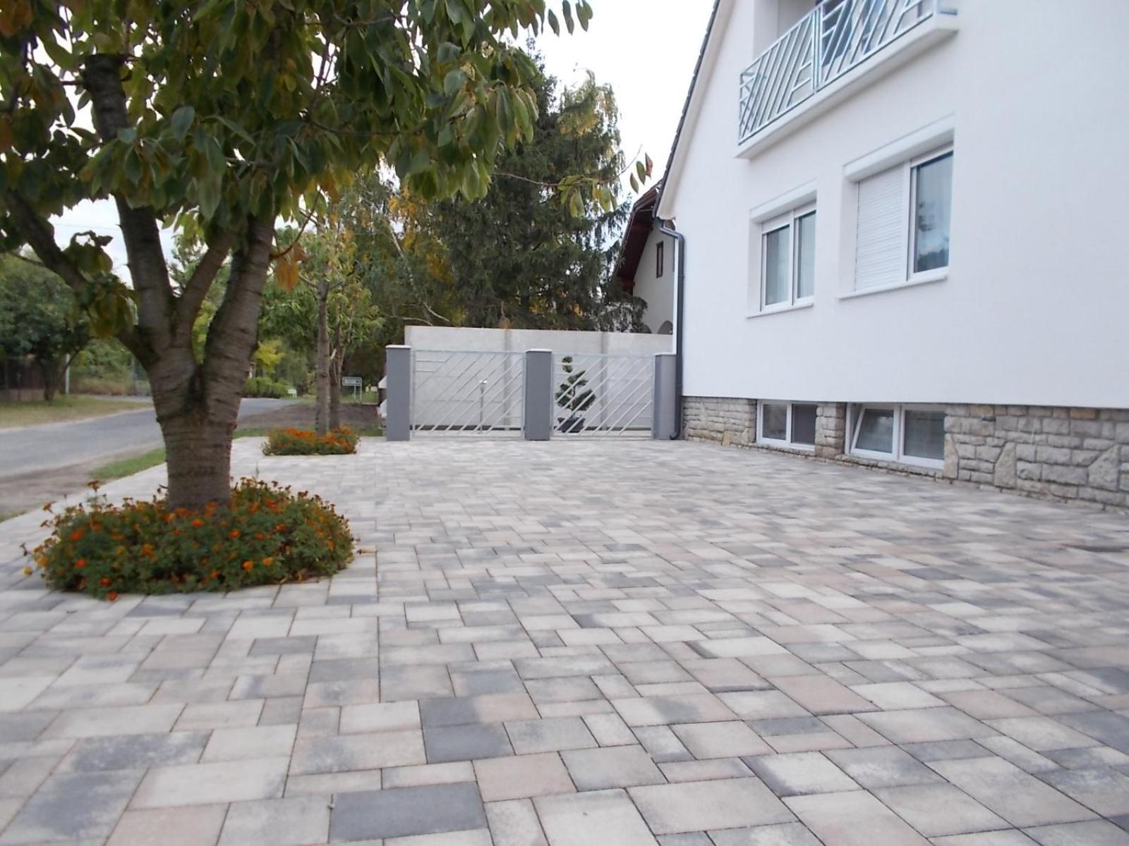 בלטונפנבש Sub Rosa Two-Bedroom Apartment מראה חיצוני תמונה